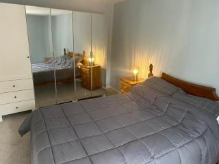 Town centre cottage! - 2