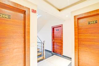 Super Townhouse Collectorate Circle Formerly LD Prime - 2