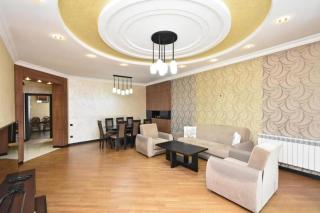 Luxury Premium Large 3Bedroom & 2Bathroom in City Center, Top Location Near Seasons Park - 7
