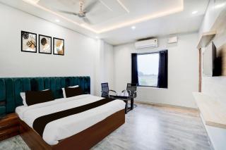 Super Hotel O Hanuman Gadi Formerly Alankar Lawn - 9