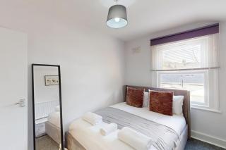 1BDR Near Northumberland Rail & Hotspur Stadium - 4