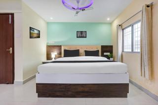 Super Collection O Danapur Near Railway Station - 3