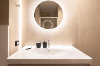 2BR Apartment, Access to Rooftop Retreat with Sauna & Jacuzzi - 7