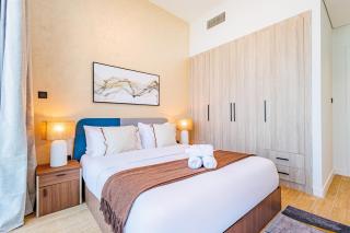 Great Fully Equipped 1BDR Apartment in Masdar for 4 Pax - 7