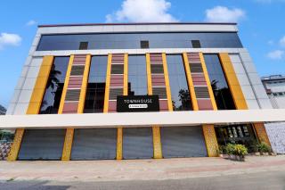 Super Townhouse Ernakulam North - 9