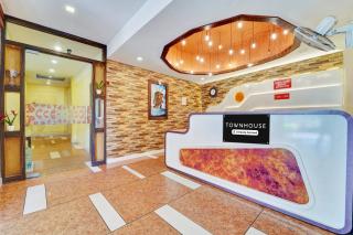 Super Townhouse Ernakulam North - 3