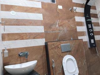 The Shastri Hotel & Residency - 3