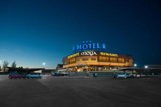 Hotel Moya - 4