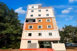 Super Townhouse Nanak Ram Guda Near WaveRock SEZ - 0