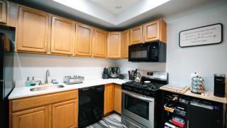 Spacious 5 Bedroom Washington DC Home Near Downtown with Free Parking - 7