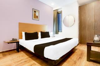 Super Townhouse Rohini Sector 24 - New Delhi - 8