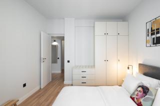 2BR Apt Access To Rooftop with Sauna & Jacuzzi - 0