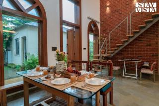 StayVista at Rustic Roots with Bonfire, Lawn - 5