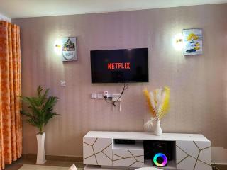 Cozy & Modern One Bedroom Opposite Garden City Mall - 1