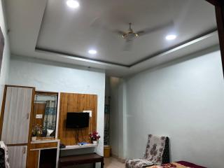 Hotel Priyanka - 3