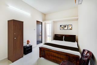 Super Collection O Sholinganallur Chennai Formerly Nimalan Residenc - 9