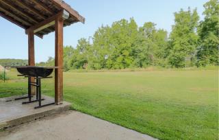 Beautiful Home In Monthenault With Wifi - 8