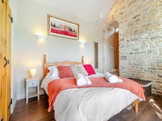 Stone Cottage - 6
