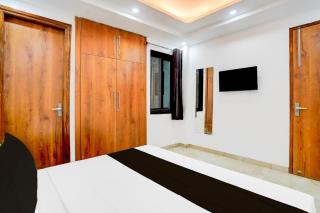 Super Townhouse Sector 143B Noida - Noida - 5