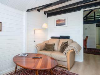 Enchanting Cottage with Whirlpool-By Traum - 2