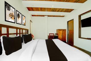 Collection O Charing Cross Ooty - 1