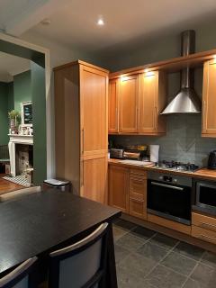 Central Boutique Townhouse - 4