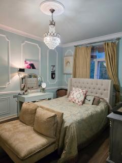 LUXURY Huge 2 Bedroom Apartment City Center Cascade, Opera Best location! - 4