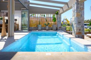 Sabbia Mare BeachFront Villa, steps from Dining & Shops, By ThinkVilla - 2