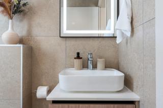 Densho 2-Bedroom Luxury Apartment - Larnaca - 9