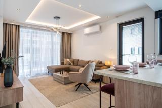 Densho 2-Bedroom Luxury Apartment - 7