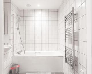 Lovely 2 Bedroom Apartment - Barking - 6