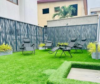 Jessica's Villa Apt 2 - 4