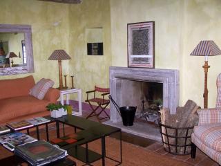 Villa with Pool in Sarteano - 2