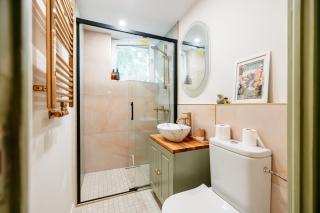 Stylish Central Amzei Apartment - 9