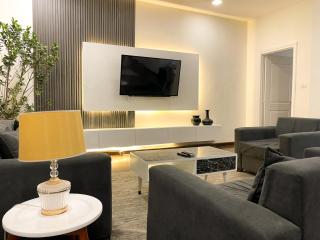 Chic Urban Apt 3 BR Downtown Addis Ababa - 9