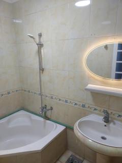 Sea View three bed room High Floor fully AC free WI-FI and parking - 1