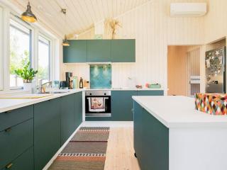 6 person holiday home in Hals - 4