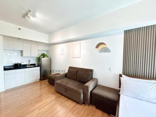 Abreeza Place Comfy Wi-Fi Netlfix - 4