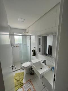 Apartmento a 700m da Praia da Enseada - 1