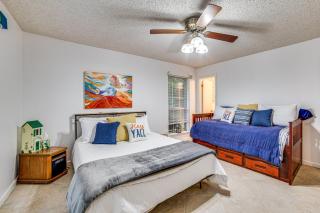 Family Getaway on 4 Acres in Mineola! - Mineola - 2