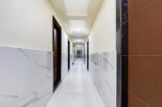 Hotel O Sri Harshitha Grand Near Zudio - Star Bazaar, Kundalhalli Gate - 0