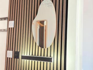 Luton Lodge - Newly Refurbished, Ideal for Short Stay , 5 mints To Luton Airport , Train Station, Town Centre , Free off street Parking - 2