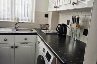 Willow Retreat - House in Burbage- Sleeps2- Garden - 8