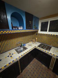 Authentic Moroccan Riad with a pool and a rooftop - Marrakech - 2