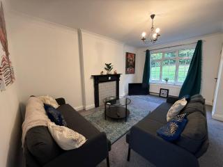 Newbury House Long Stays Free Parking and Wifi - Swindon - 7