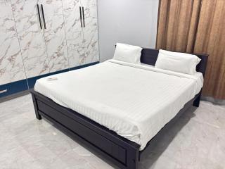 Jayalakshmi Homestay Near Tiruchanur Padmavathi Ammavari Temple - 2