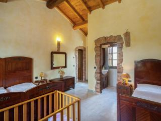 Farmhouse in Aulla with Private Pool - 1