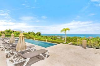 Luxury Oceanview Condo with Pool - 8