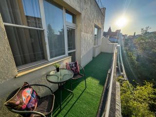 Athenaeum Signature Residence - 9