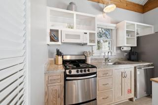 90 N Cartagena Carriage House by 30A Escapes - 2